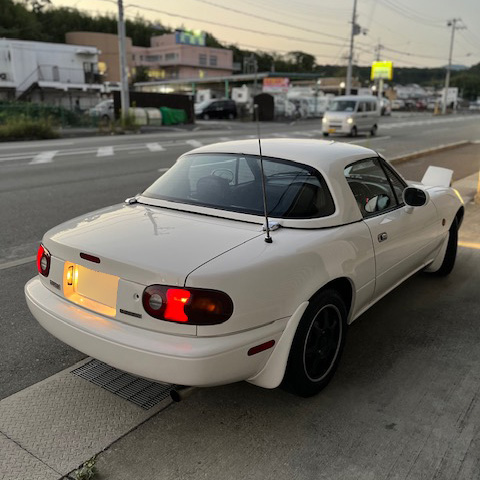 MAZDA ROADSTER