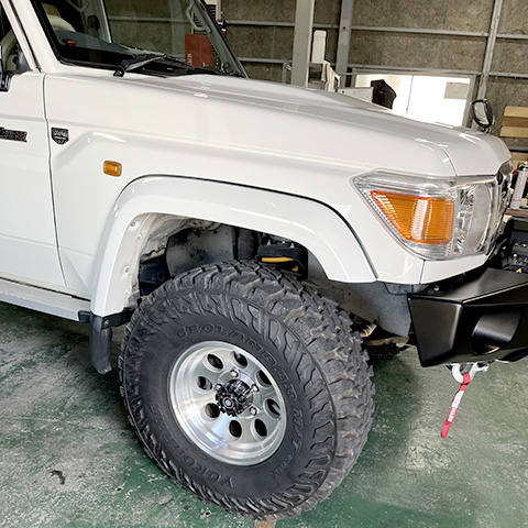 TOYOTA ランドクルーザー70